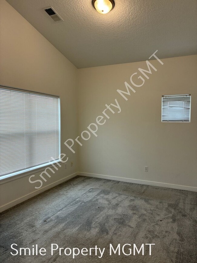 Building Photo - 11259 SE Causey Cir