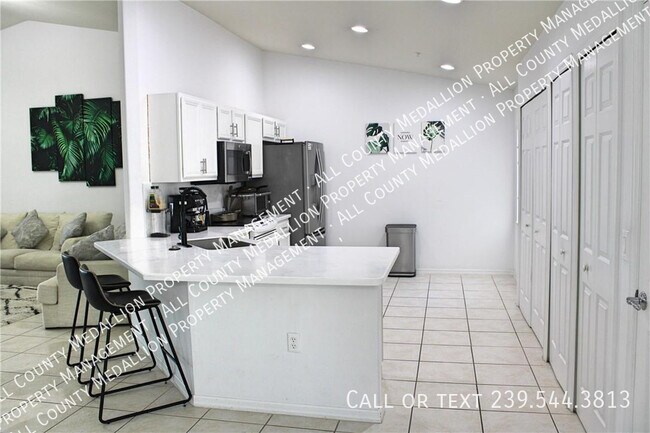 Building Photo - 11620 Navarro Way