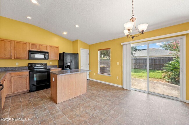 Building Photo - 11509 Brian Lakes Dr N