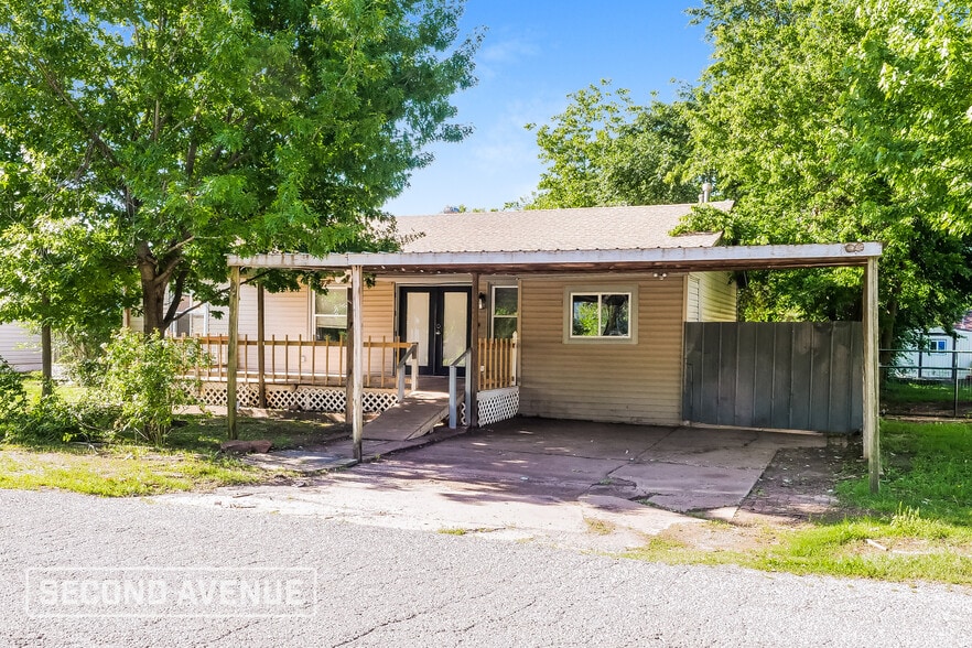 Primary Photo - 4324 SE 39th St