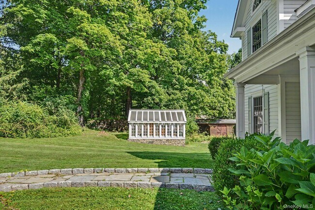 Building Photo - 154 Cherry Hill Rd