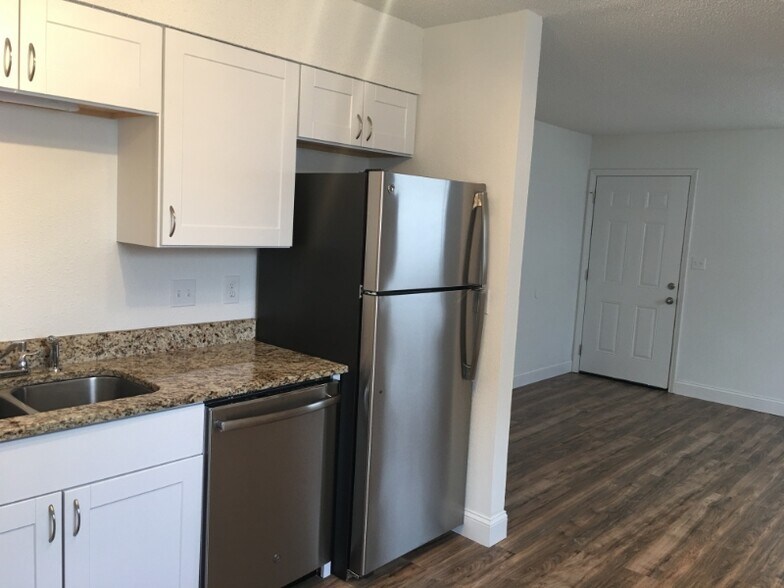 Building Photo - 1409 29th St