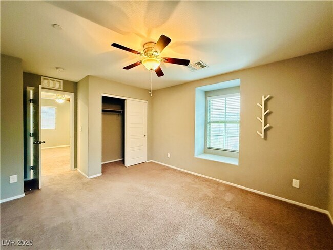 Building Photo - 253 Kindly Way