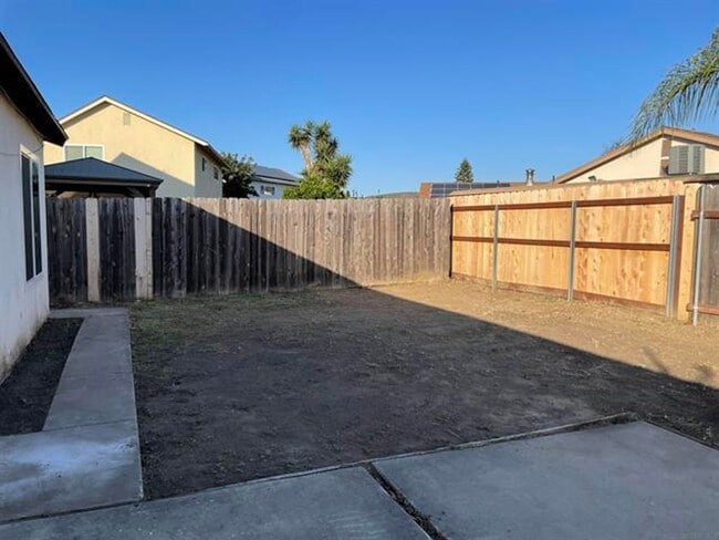Building Photo - 8631 Menkar Rd