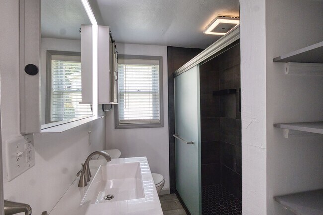 Building Photo - Modern 3-Bedroom Home with Smart Features & Premium Upgrades