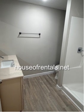 Building Photo - 1220 N 14th St