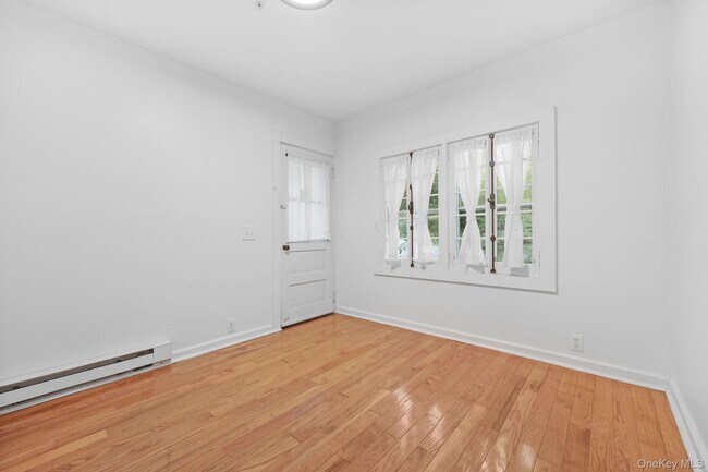 Building Photo - 1302 NY-22