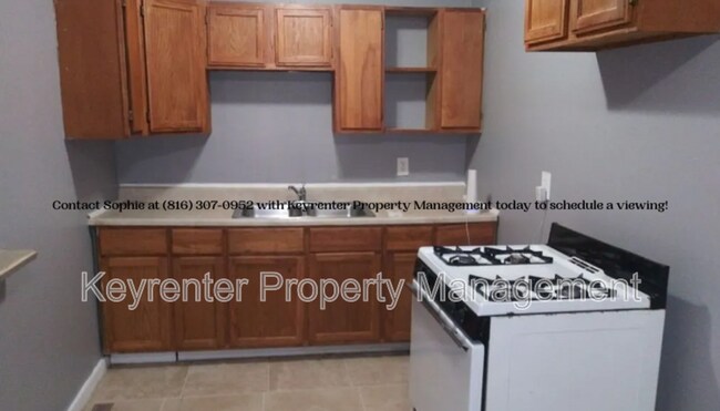 Building Photo - 3737 Cypress Ave
