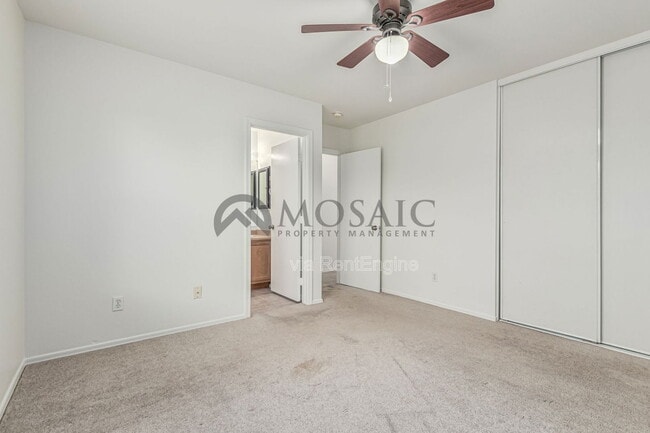 Building Photo - 1543 S Danielson Way
