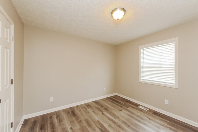 Building Photo - 812 Overlook Trail