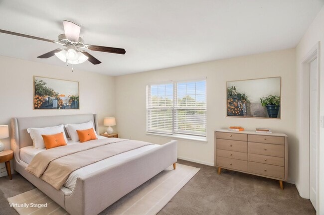 Building Photo - 3509-3511-3511 La Mesa Dr