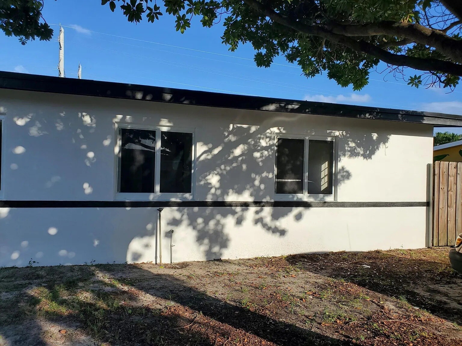 Building Photo - 3201 SW 98th Ave