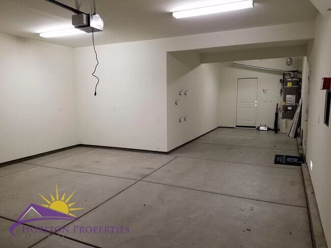 Building Photo - Spacious 5 Bed 4 Bath 3 Car Garage 2,980 Sq. Ft. Fiddyment Ranch Home in Roseville
