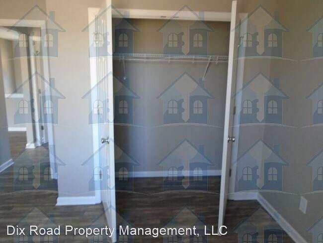 Building Photo - 794 Carriage Hill Ln