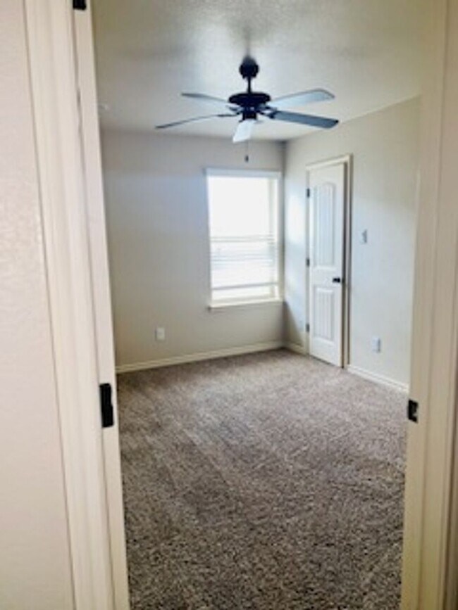 Building Photo - 5911 Cactus Flower Ln