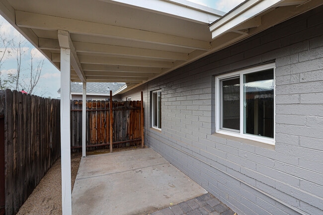 Building Photo - 3827 N 18th St