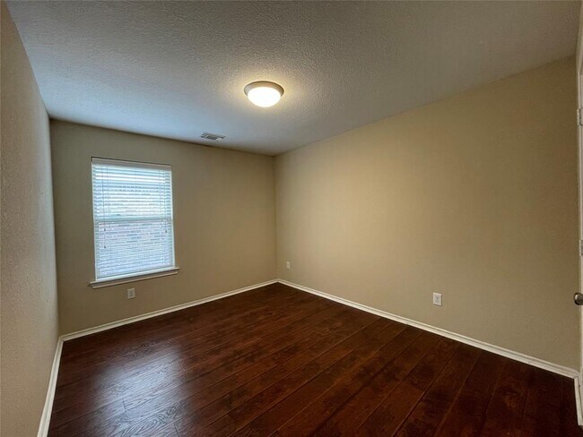 Building Photo - 6110 Moran Crest Dr