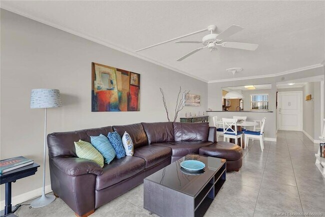 Building Photo - 9490 S Ocean Dr