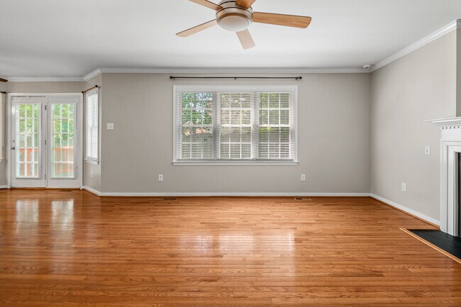 Building Photo - 3924 Liberty Point Dr