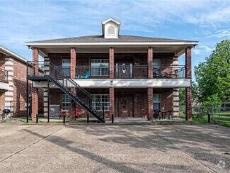 Building Photo - 4/4 Duplex Near Baylor!