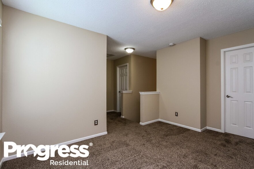 Building Photo - 14349 Black Farm Dr
