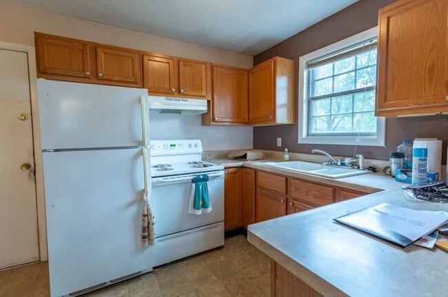 Building Photo - 5510 Old Mill Ct