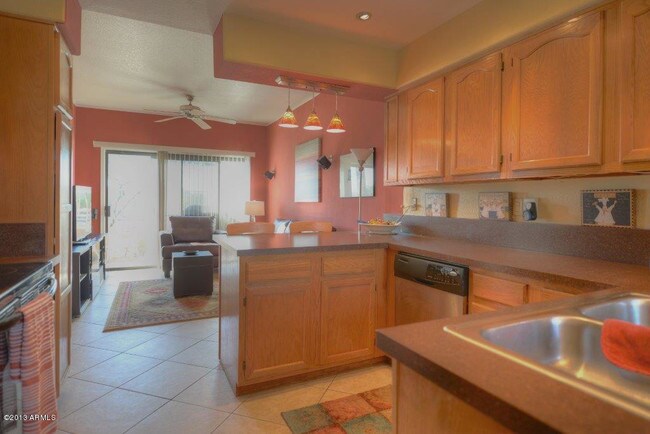Building Photo - 7893 E Joshua Tree Ln