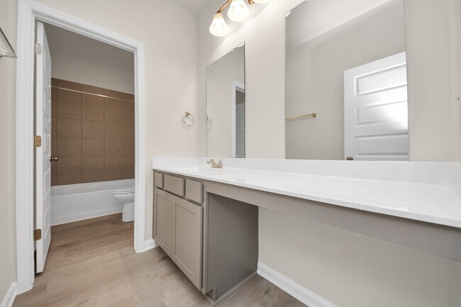 Building Photo - 15523 Fathom Line Wy