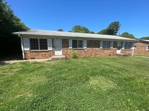 Building Photo - SHJ296-603 Lark Drive