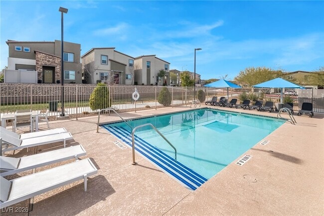 Building Photo - 12743 Epperly St