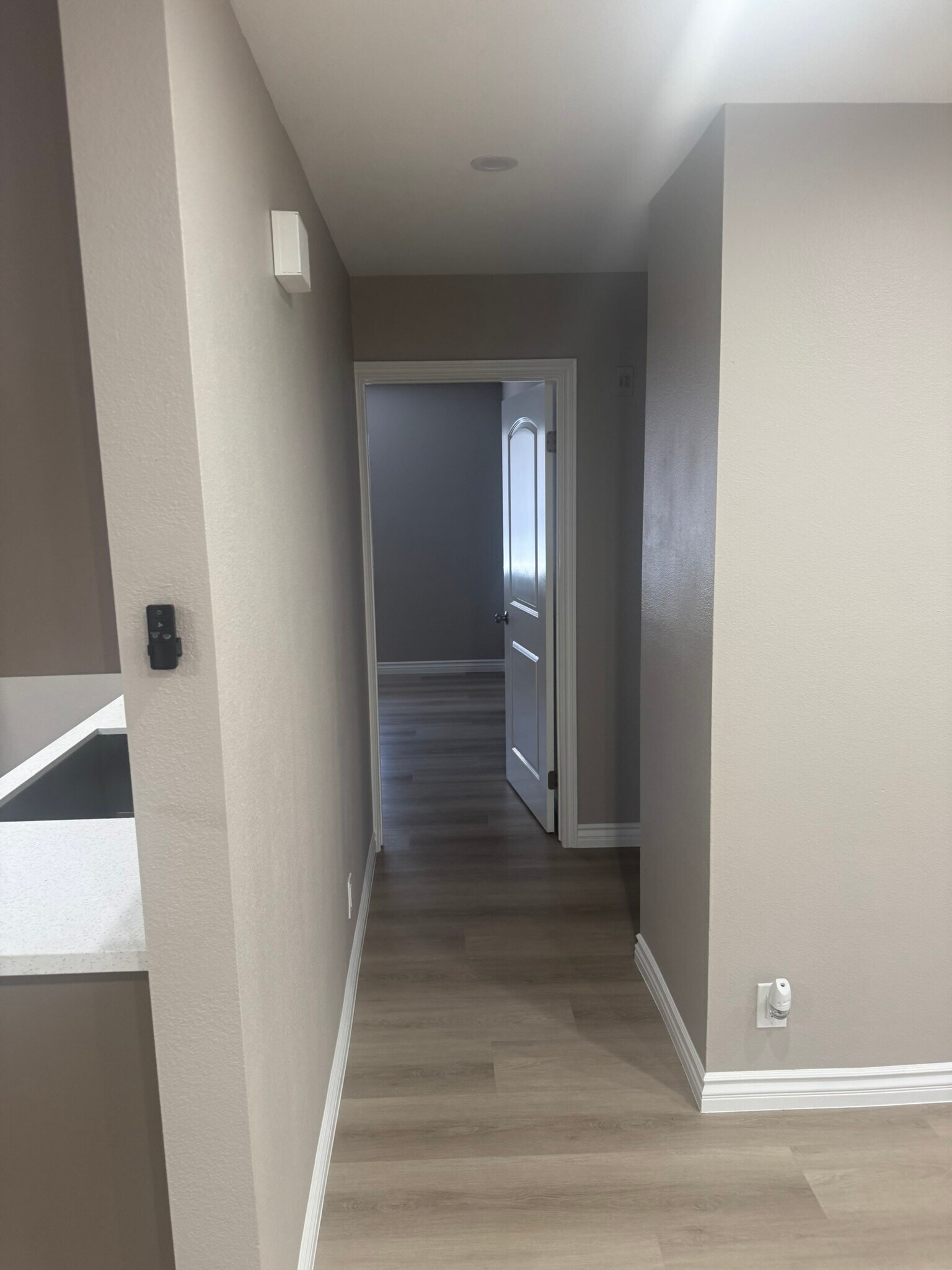 Building Photo - 374 N Ave 57