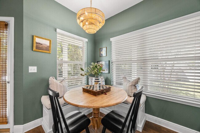 Building Photo - 120 Mosaic Oaks Cir