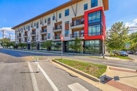 Building Photo - 2213 Poquito St