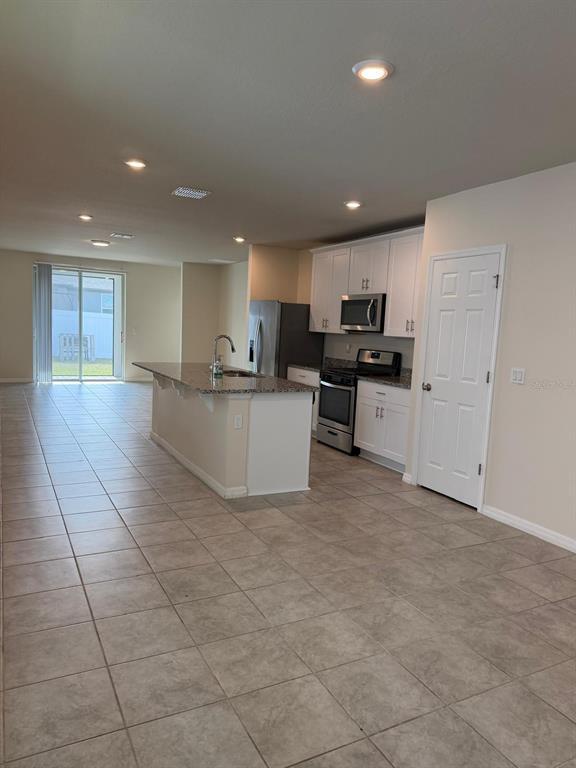 Building Photo - 3732 Shoveler Ave