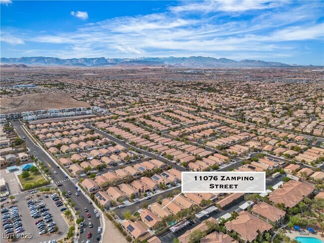 Building Photo - 11076 Zampino St