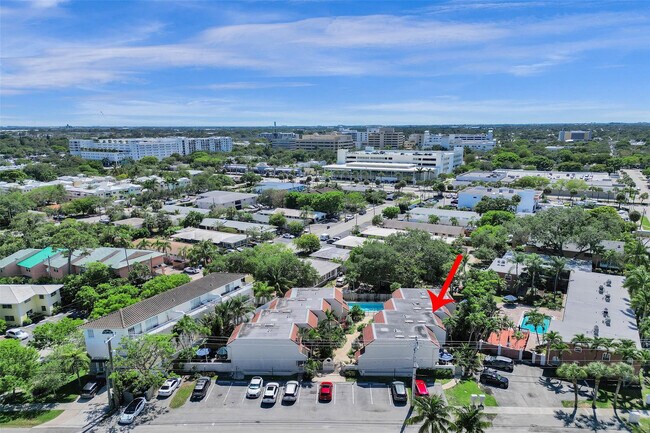 Building Photo - 1415 Miami Rd