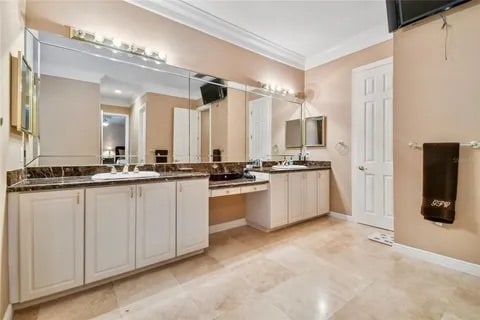 Building Photo - 17011 Candeleda De Avila