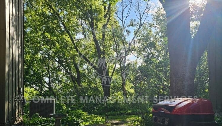 Building Photo - 8978 Neill Lake Rd