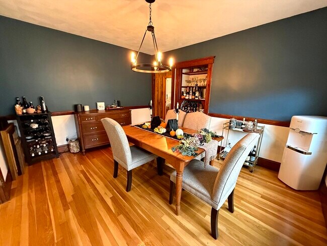 Building Photo - 151 Lexington St