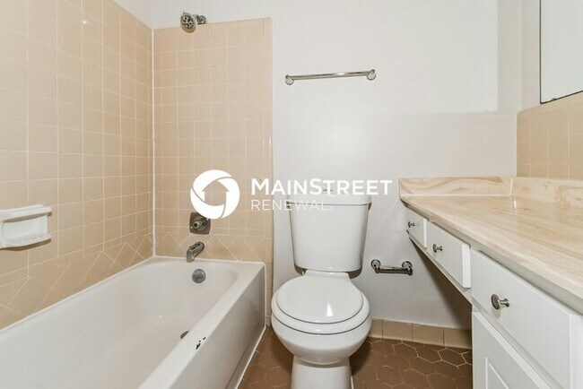 Building Photo - 3 Bedroom Pet-Friendly Home in MEMPHIS, TN with Main Street Renewal