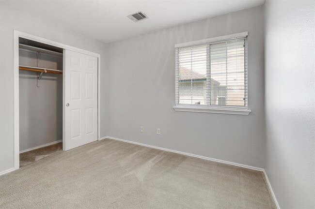 Building Photo - 14525 Ballimamore Dr