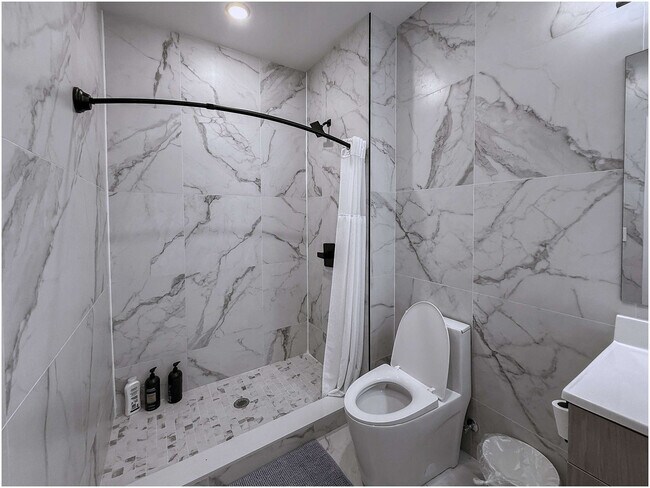 Building Photo - 1247 N 2nd St