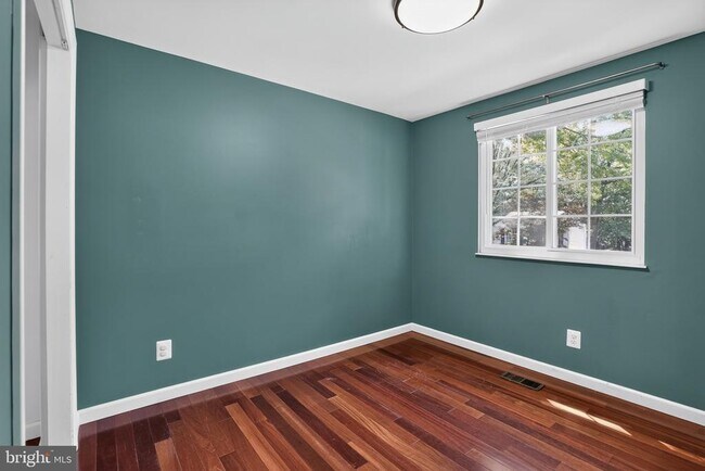 Building Photo - 10820 Split Oak Ln