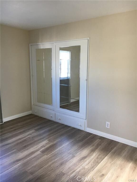 Building Photo - 209 Cypress Dr