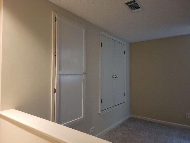 Building Photo - Silver Hills in Prattvlle, AL