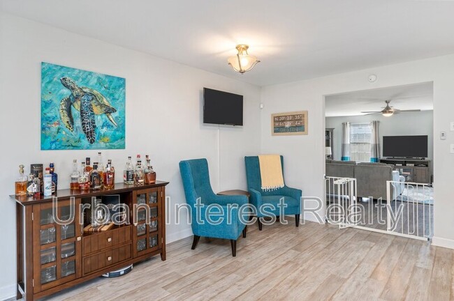 Building Photo - 344 Sailfish Dr