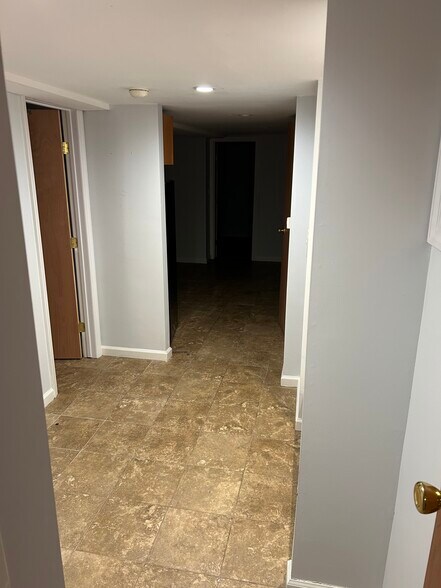 Building Photo - 2832 Maitland Ave