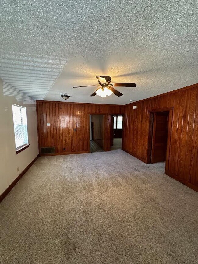 Building Photo - Charming 2-Bedroom Retreat in Mary Esther!