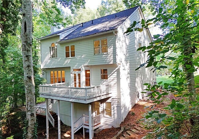 Building Photo - 2130 Hickory Cove