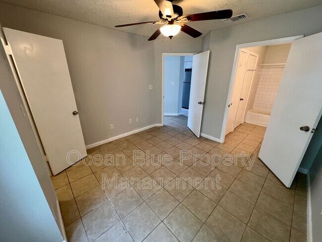 Building Photo - 8638 Fancy Finch Dr